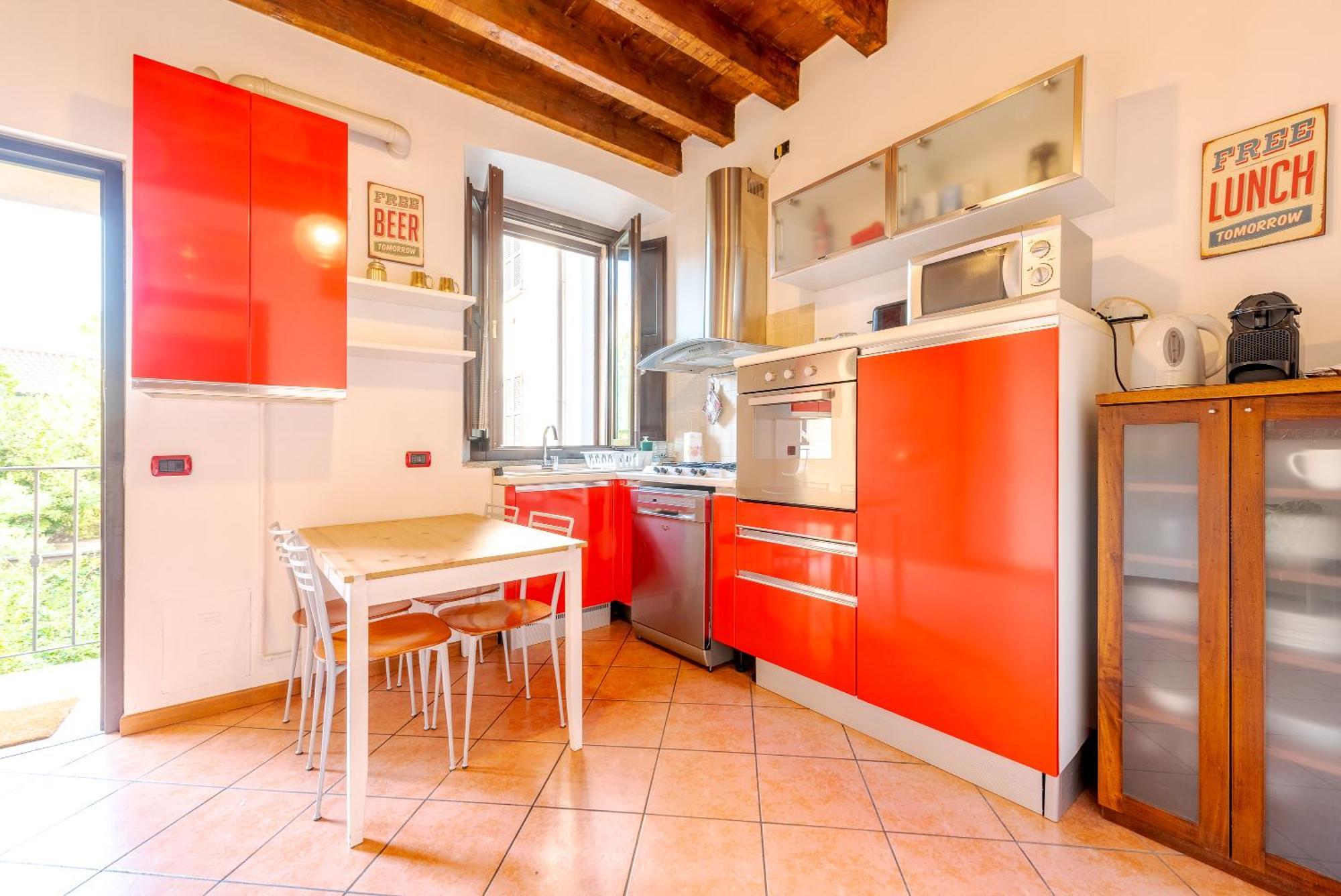 Guest Planet - Rosso Milano Apartment - Navigli Area Exterior foto