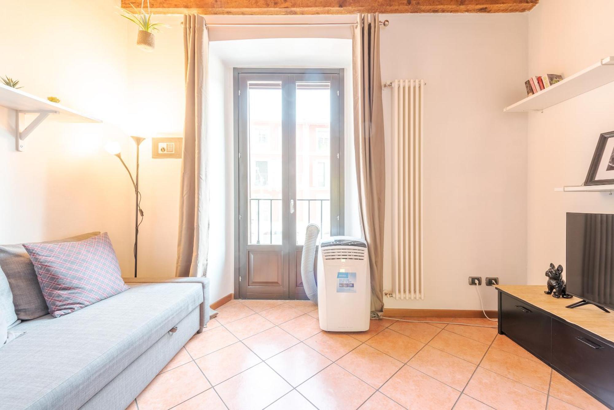 Guest Planet - Rosso Milano Apartment - Navigli Area Exterior foto